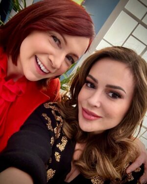Carrie Preston Instagram - #Elsbeth on @CBS! Tonight! Join us.