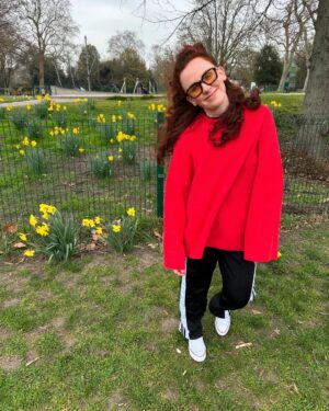 Catherine Bohart Instagram - Thanks for my cute jumper @lucyandyak #gifted