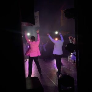 Chandler Kinney Instagram - I’M ON TOUR!!!!! 🤩🫶🏽 it’s all still so surreal….!! it’s been so super cool meeting so many new people, waking up in a different city every day, and dancing for you all every night :,)) !! how special this lil life is….im so grateful❣️ @dwtstourofficial