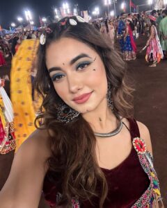 Charvi Tanya Dutta Most Liked Photos and Posts
