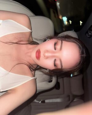 Chayanit Chansangavej Instagram - ไม่ได้ชอบเอาชนะ แต่เพราะอะไรทำไมต้องแพ้อะเตง . - happy v month
