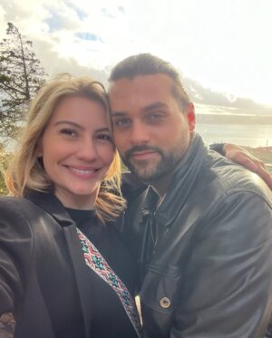 Chelsea Kane Instagram - Happy Valentine’s Day! Amo-te. 🦋