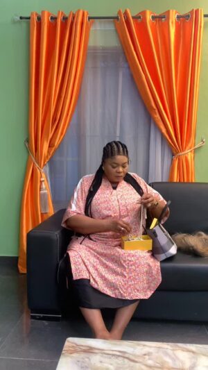 Chinyere Wilfred Instagram - How do we settle this Matter with  this my Oyibo make up artists🤣🤣🤣🤣🤣