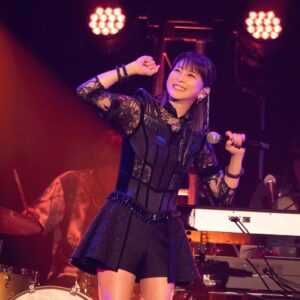 Chisato Moritaka Instagram - ⁡
森高千里2024『レッツ・ゴォーゴォー！ツアー』追加公演
2月1日 大阪 Zepp Osaka Bayside公演 終了しました！
 
Zepp Osaka Baysideでのライブは初めてでした！
会場近くにはUSJ、対岸には観覧車があって、
見るだけでもワクワクした気持ちになりました～。
 
私のライブはいかがでしたか？皆さんワクワクしましたか？
大きな声援と多くの拍手に包まれて幸せでした～。
大阪の皆さんありがとうございました！
 
今日はバンドリーダー高橋さんのお誕生日でした。
リハーサルではサプライズもしましたよ～。
明日のツアー最終日までメンバー＆スタッフと全力で駆け抜けていきまーす！
 
#chisatomoritaka
#森高千里
#レッツゴォーゴォーツアー
#大阪府
#大阪市
#此花区
#ZeppOsakaBayside
#道頓堀くくる の「#たこ焼」
#ダイヤ製パン の「#サンドイッチ」
#マサヒコオズミパリ #masahikoozumiparis の「#ケーキ」
#嶋屋 の「#あべのポテト」