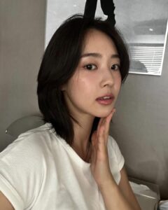 Actress Choi Ye-bin HD Photos and Wallpapers March 2025