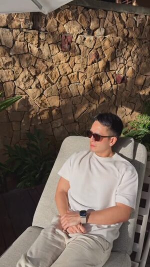 Chotika Wongwilas Instagram - มาแล้ว คลิปเบื้องหน้าความชิลของพ่อเค้า5555 จะหอบๆหน่อย 😂😂
.
#thetubkaakboutiqueresort 
#thetubkaakkrabi