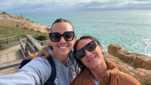 Christiane Endler Instagram - Días de desconexión y descanso en familia, recargando  energía para todo lo bueno que viene ☀️🏝️

@missispot @petitlordlatte son lo máximo, los amo ❤️