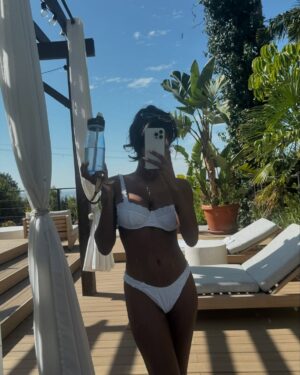 Ciara Miller Instagram - Loving Q1