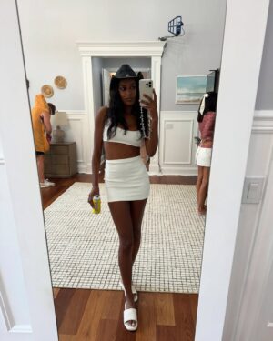 Ciara Miller Instagram - let’s fucking eat