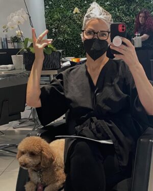 Constance Marie Instagram - Getting my hair done  with Thee most patient dog in LA.
✨🐶✨
Thank you @ronacolor @ashleyssalgado @mrlukaro 
Yall make me pretty!
#Monday #MondayMotivation 
#Bella
#Goldendoodle #Puppy