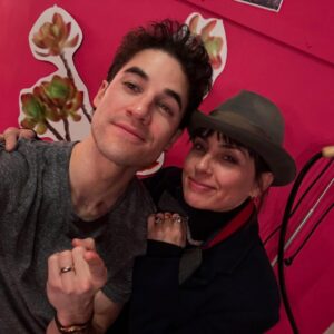 Constance Zimmer Instagram - How much I ❤️ NY just grows deeper every time I’m here. Seeing snow, seeing my incredibly talented friend @darrencriss in such a beautiful and extraordinary Broadway show @maybehappyending, getting to work and play with my friends here too, is a such a gift! #fabulousfriday #grateful