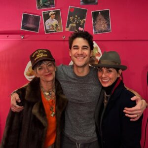 Constance Zimmer Instagram - How much I ❤️ NY just grows deeper every time I’m here. Seeing snow, seeing my incredibly talented friend @darrencriss in such a beautiful and extraordinary Broadway show @maybehappyending, getting to work and play with my friends here too, is a such a gift! #fabulousfriday #grateful