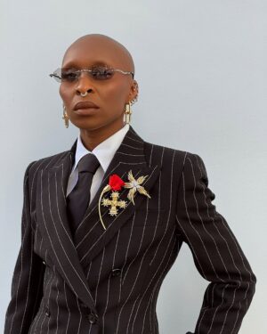 Cynthia Erivo Instagram - “Call me daddy 😏”
Thank you @naacpimageawards @naacp 
🕊️