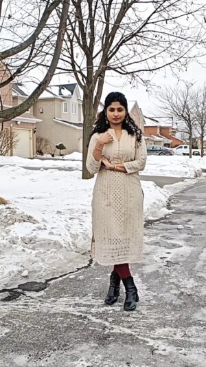 Cynthia Vinolin Instagram - Ice Vandi pola 😍🤩

#cynthiavinolin #canada🇨🇦 #toronto #love #peace #happiness #chennai #dancewithcynthia #dancereels