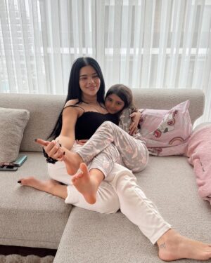 Damla Ersubaşı Instagram - Tavşanlar 🐰🤍