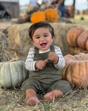 Dana Alexa Instagram - My favorite season with my favorite guys 🎃