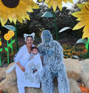 Dana Alexa Instagram - The Man, the myth, the Mountain ⛰️ 

It only felt right for Everest to be his namesake for his first Halloween so the rest of the family showed out as the creatures of the Himalayas 😅 feat: Mount Everest, papa abominable snowman, mama snow leopard, and Charli The Yak. 

Happy Halloween 👻 

What did you dress as for Halloween!? Tell us in the comments 😍