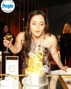 Actress Danica McKellar HD Photos and Wallpapers January 2025