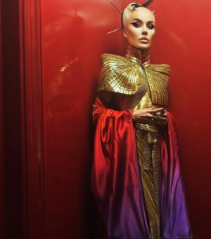 Daphne Guinness Instagram - The other day . Happy Thursday! X
