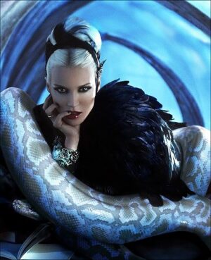 Daphne Guinness Instagram - Immersing myself in the Year of the Snake!🐍 ✨🔴💫🥠🧧❤️
#Snakes are my special friends! 😇

#TBT From the short film ‘The Legend of Lady White Snake’. A project that became a short film I did with @indranipc and @klinkostudio

#LunarNewYear #HappyLunarNewYear2025🐍 #seoul Soon! Hurray !