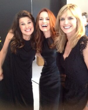 Daphne Zuniga Instagram - We’re talking about bad bosses we’ve had in our careers on our new Melrose Minute! Do you have stories about bad behavior at work?! Listen to us get into it on our latest episode of Still The Place podcast!
FYI: pic from a reunion magazine shoot years ago!
@lauraleightonforreal #courtneythornesmith @stilltheplace 
#hollywood #thebusiness #badbosses #onset #work #badbehavior 🎬🎞️📽️🤬💥