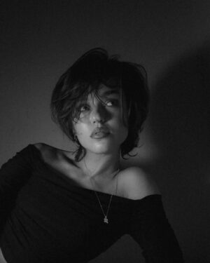 Darya Rudenok Instagram - 🖤