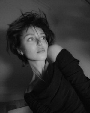 Darya Rudenok Instagram - 🖤