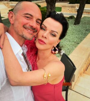 Debi Mazar Instagram - My Funny Valentine❤️ 
I love you! Per Sempre!!!!
@thetuscangun 
The last picture is of Lola&Renato,Gabriele’s grandparents , whom we look very much similar (even if it’s out of focus )
