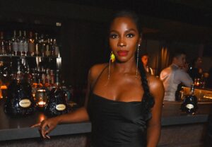 Deborah Ayorinde Instagram - 🖤 About last night 🖤

The @Hennessy Pre-BAFTA Dinner hosted by @bsbpartnerships @thebritishblacklist and @fanstudiosinsta
 
📷: @davebenett