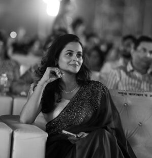 Deepti Devi Instagram - ❤️तरंग❤️a musical tribute to Policeforce by @ajayatulofficial … fleeting moment of magic, a shared experience that lingers long after the last note fades, leaving a bittersweet echo in the hearts of those who were present, a reminder of the beauty and power of human connection through the language of music.
#ajayatul #soulful #largerthanlife #musician 
  Phenomenal event by @rakesh_malhotra10 @punitbalan 

📸@akki_paranjape_