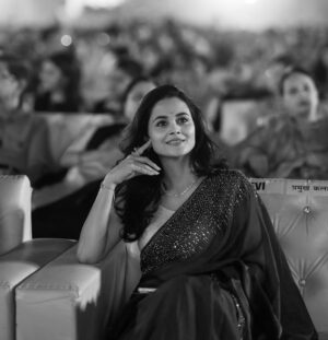 Deepti Devi Instagram - ❤️तरंग❤️a musical tribute to Policeforce by @ajayatulofficial … fleeting moment of magic, a shared experience that lingers long after the last note fades, leaving a bittersweet echo in the hearts of those who were present, a reminder of the beauty and power of human connection through the language of music.
#ajayatul #soulful #largerthanlife #musician 
  Phenomenal event by @rakesh_malhotra10 @punitbalan 

📸@akki_paranjape_
