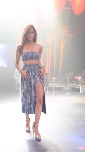 Deiya Sindhi Instagram - FIERCE. UNAPOLOGETIC. GAME-CHANGING. 🚀🔥

The most chic yet wild streetwear brand has officially arrived—Volfsbane is here to rewrite the rules of fashion. And who better to lead this movement than the insanely talented @ishikaajain09 

Hosted the launch in my denim set from Volfsbane, and let me tell you—this isn’t just clothing, it’s wearable art. The best piece I’ve ever worn, period. ✨👖

The launch? UNMATCHED. A bold flashmob takeover, a dramatic curtain drop to reveal the collection, and to top it all off— @suniel.shetty making the night even more legendary. No brand has ever done it like this. 🔥

It was a night of fashion, passion, and breaking the ordinary. Welcome to Volfsbane. Are you ready to lead the pack? 

Special thanks to my @manasiscott for lending her beautiful voice to this reel 🧡🧡

#JoinThePack #Volfsbane #StreetwearRevolution #FearlessFashion