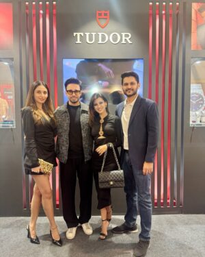 Deiya Sindhi Instagram - Day 1 of the @llwindia Ajio Luxe Weekend unfolded in the most refined way. @purefacets  @suzkr , showcased exquisite jewellery that captured the essence of sophistication, while a chance encounter with @imeshadeol added a touch of charm to the experience✨ 
@tudorwatch @timeavenueindia ‘s impeccable craftsmanship in watches, presented by @rizwanbachav was a masterclass in luxury⌚ 
The @tyaanijewellery fashion show redefined elegance, blending timeless tradition with bold innovation on the ramp💍✨ 
The evening culminated with @kunalrawalofficial ‘s after-party, an unforgettable celebration of style and energy, marking the perfect end to an extraordinary day🥰✨

#ajioluxeweekend #invited #purefacets #tudors #event #tyaanijewellery