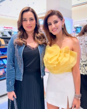 Deiya Sindhi Instagram - Celebrating the grand launch of @tirabeauty at @phoenixpalladium —your one-stop destination for all things beauty and luxe! 💄✨ From iconic skincare and makeup to luxury fragrances, this store is a dream for every beauty lover. Hosted by the loveliest @monaj75 , the night was all things glam, and of course, always a pleasure catching up with the Bollywood Wives and the prettiest @kiaraaliaadvani ! 💎✨ 

#TiraBeauty #BeautyLuxe #PhoenixPalladium #GlowWithTira #LuxuryBeauty