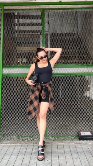Dewi Rezer Instagram - Self love isn’t selfish ❤️✨