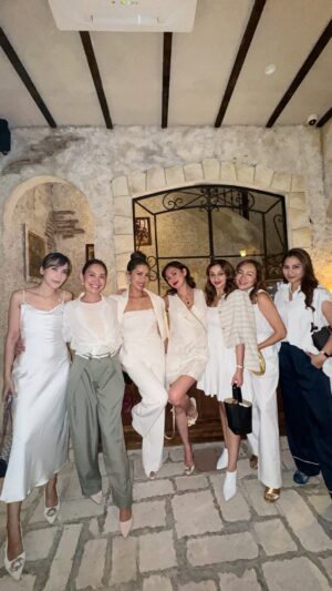 Dewi Rezer Instagram - Celebrating the Leo sisters ( @aimeejuliette @renyy729 and @cherylmarella ) and @sairanisar new life chapter! ( We’re already winning in Life💞) 

Here’s to fierce beginnings and unstoppable energy!

#girlsempowerment #besties #love #birthdaydinner #celebration