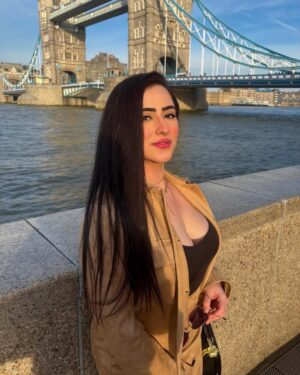 Diana Khan Instagram - POV: You are again staring at my pictures😉