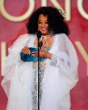 Diana Ross Instagram - “I’ve been thinking a lot about how we can have the balance between celebrating and being filled with sorrow. 

Even as we face trials and tribulations with our soul, music brings us home. 

I am inviting us all to give love, hope and courage to those who are hurting tonight, especially the children who might be frightened. You are not alone. We stand with you. 

My heart reaches out to you. May this moment remind us all of the power that we hold to rebuild, to lift and to come together with compassion, and by reminding our future generations that, even in the darkness, we can rise again and keep the light of hope and love alive.” — DR

#GRAMMYs