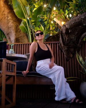 Diana Zubiri Instagram - Bali - pagoda lang kaya upo upo muna 🖤🤍
