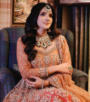 Diljott Instagram - ♥️🕊️Mohabbat🕊️♥️

.
Jewels: @manimuktaajewels
Clicks: @shamsherslens
Outfit: @kulwinder_nagra
Makeup: @themakeupbox_byginnie
Hair: @hairartistmika