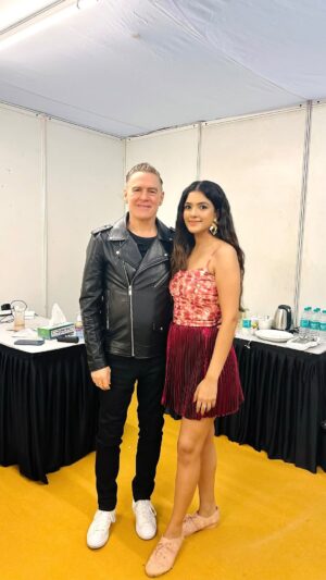 Diljott Instagram - Unforgettable, memorable and incredible moments from the concert evening of Bryan Adams 🎶🎉 Bryan’s phenomenal performance lit up Mumbai, sharing few snippets from the evening✨♥️ It is a concert everyone must attend, a lifetime memory🎶 Proud of you my legendary friend @bryanadams✨

India get your tickets for upcoming concerts of Bryan in Bangalore, Hyderabad and Goa🇮🇳✨

#BryanAdams #India #Tour #SoHappyItHurtsTour