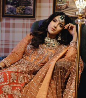 Diljott Instagram - ♥️🕊️Mohabbat🕊️♥️

.
Jewels: @manimuktaajewels
Clicks: @shamsherslens
Outfit: @kulwinder_nagra
Makeup: @themakeupbox_byginnie
Hair: @hairartistmika