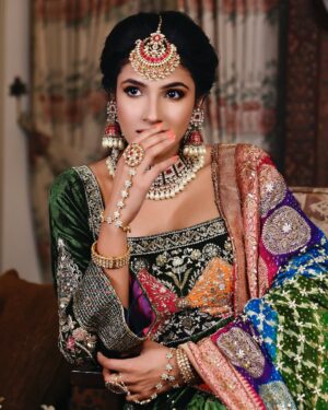 Diljott Instagram - ✨2👸🏻25 ✨

.
Jewels: @manimuktaajewels
Outfit: @kulwinder_nagra
Clicks: @shamsherslens
Makeup: @themakeupbox_byginnie
Hair: @hairartistmika