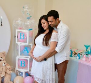 Dimple Harika Instagram - Li’l details from our Gender Reveal 🧸🫶✨ 
Blue or Pink, what do you think? 💙🩷
.
.
.
.
#genderreveal #details #boyorgirl #teamblue #teampink #genderrevealparty #genderrevealcake #momtobe #parentstobe #littlelove #babyshower #babybear #babycoming