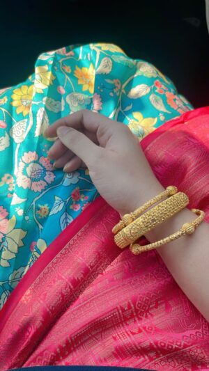 Dimple Harika Instagram - 🌸💖✨

In love with this saree ~ the color combo, the print and also feels super light 🤌 

.
.
.
.
#saree #sareelove #sareereels #sareeblouseinspiration #fyp #sections #reels #desiaesthetic #southindian #southindianstyle #southindianjewellery #southindianfashion #traditional #ootd #indianoutfit