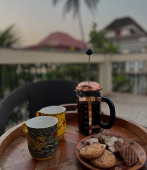Dipannita Sharma Instagram - The week so far …
##goadiaries #pottery #beach #coffee #greatcompany 

@nikita_rathore09 @houseofniso