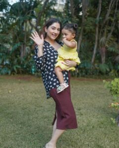 Actress Disha Parmar HD Photos and Wallpapers March 2025