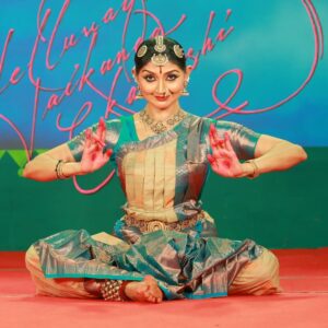 Divyaa Unni Instagram - നെല്ലുവായ് ശ്രീ ധന്വന്തരി ക്ഷേത്രത്തിലെ 
ഏകാദശി മഹോത്സവം 2024
.
ശ്രീമതി ദിവ്യ ഉണ്ണി അവതരിപ്പിച്ച നൃത്തം...
.
.
Dancer : @divyaaunni
Photos : @midhunnelluvaiphotography
.
.
. #NELLUVAI
#nelluvai__dhanwanthari__temple 
#nelluvaidhanwanthari 
#nelluvaya 
#nelluvai_dhanwanthari_kshethra