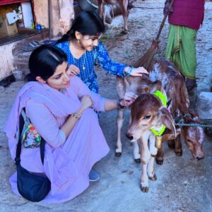 Divyaa Unni Instagram - “Discovering the serene charm of Gokul, one precious moment at a time.”
#Gokul
#CowProtection
#AnimalLover
#FarmLife
#KrishnaConsciousness
#Vrindavan
#SpiritualTravel
#IndiaExplored
#NatureLover
#Gopala
#KrishnaBhakti
#GauMata