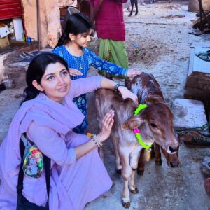 Divyaa Unni Instagram - “Discovering the serene charm of Gokul, one precious moment at a time.”
#Gokul
#CowProtection
#AnimalLover
#FarmLife
#KrishnaConsciousness
#Vrindavan
#SpiritualTravel
#IndiaExplored
#NatureLover
#Gopala
#KrishnaBhakti
#GauMata
